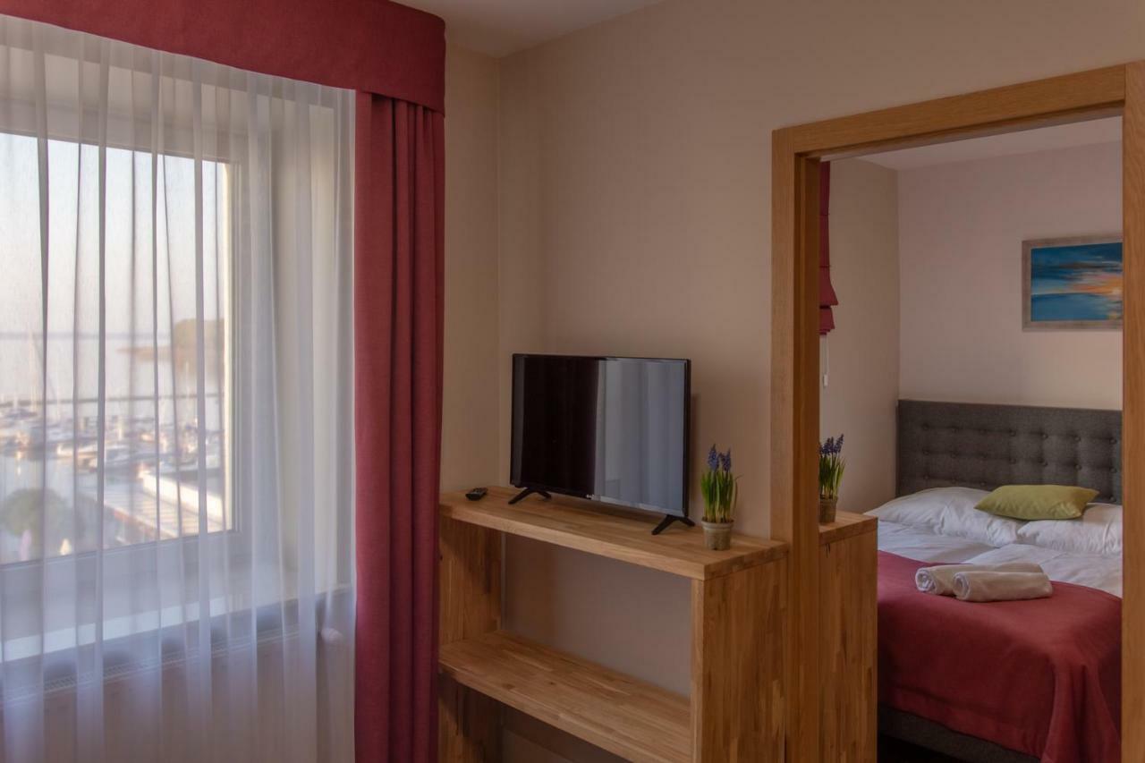 Marina Pallatium Premium Floor Kamien Pomorski Bagian luar foto