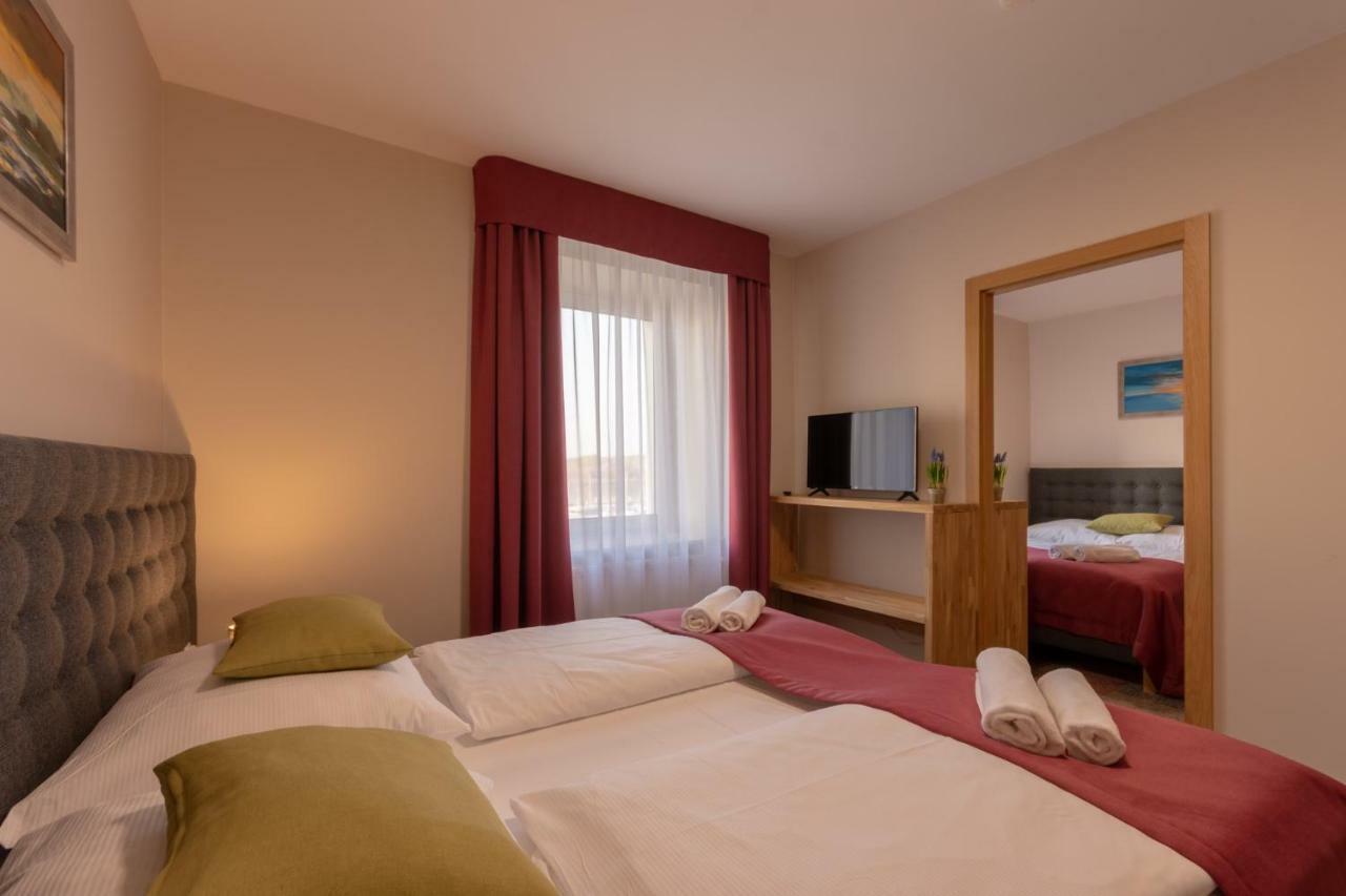 Marina Pallatium Premium Floor Kamien Pomorski Bagian luar foto